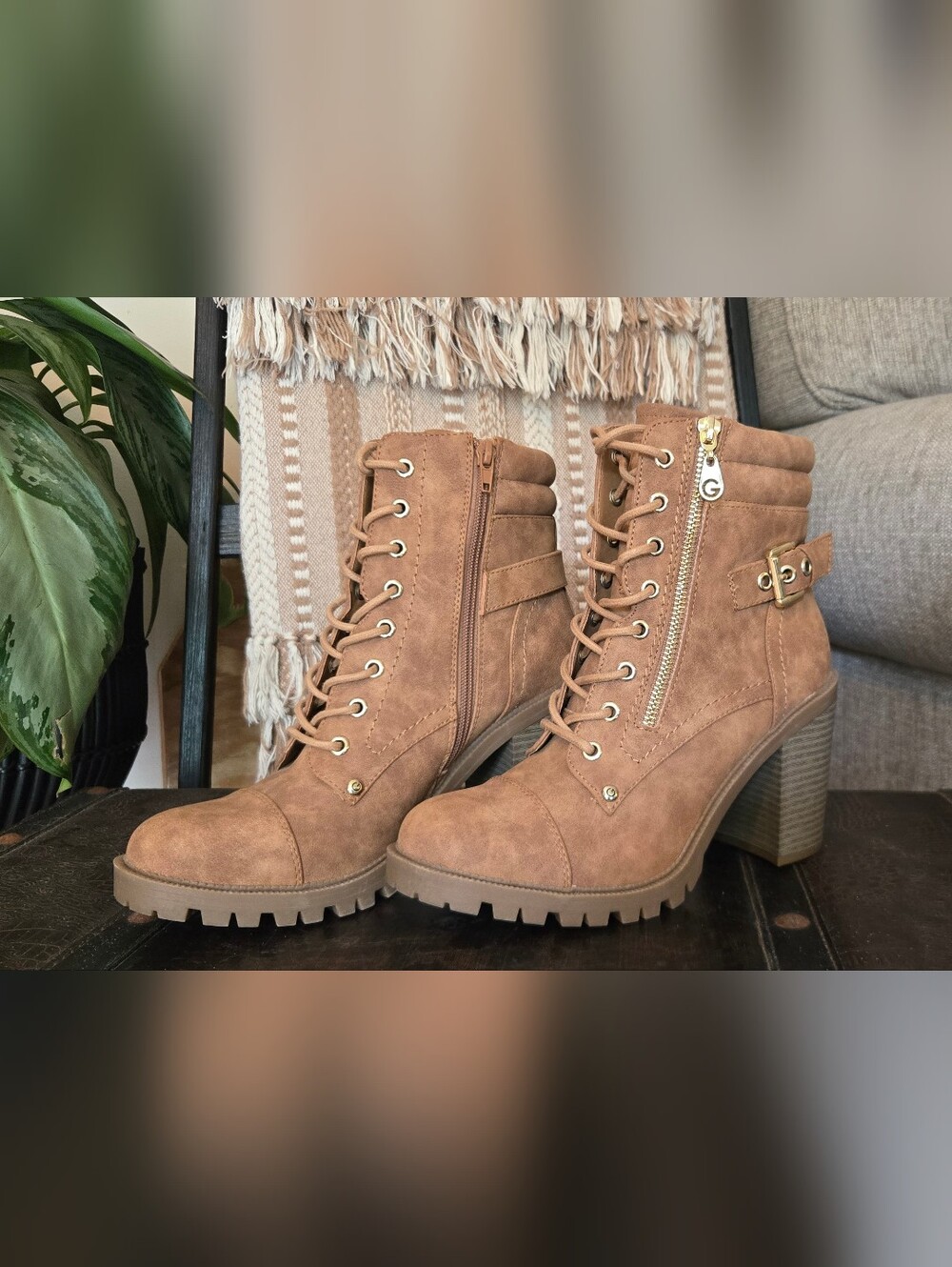 GBG Los Angeles Brown Heeled Lug Sole Combat Boots Size 8.5